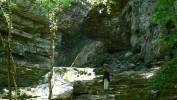 PICTURES/Pigeon Mountain - Georgia/t_Diane at Falls.JPG